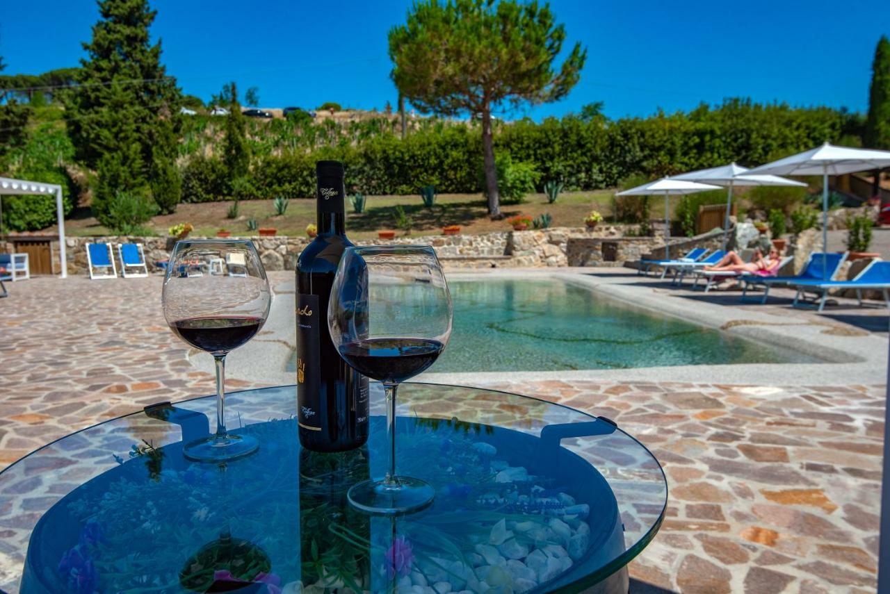 Casa Vacanza Le Case Сан-Джиминьяно Экстерьер фото